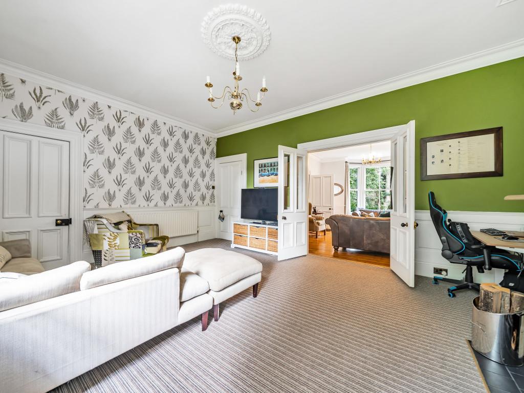 Family Room (2)