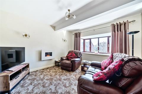 4 bedroom bungalow for sale, Oakhall Park, Crigglestone, Wakefield, West Yorkshire