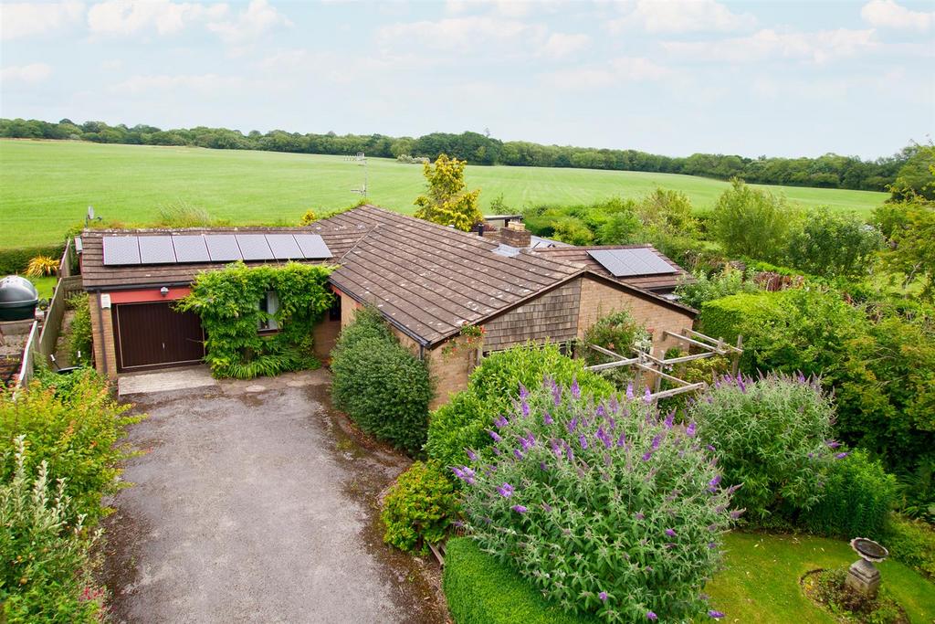 Pen Y Lan, Nr Wrexham. 4 bed bungalow for sale £375,000