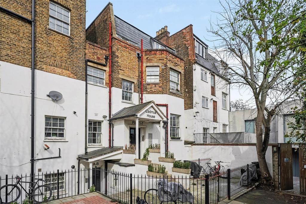 Flat 2, Cadmus House SW4 7 XA-7.jpg