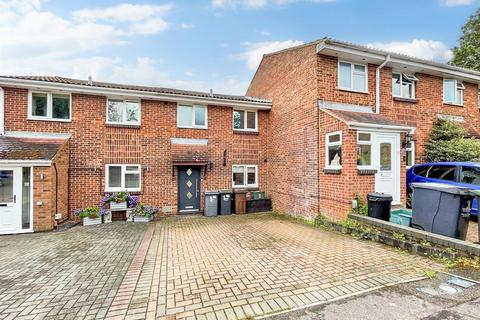 3 bedroom terraced house for sale, Valley Rise, Walderslade, Chatham