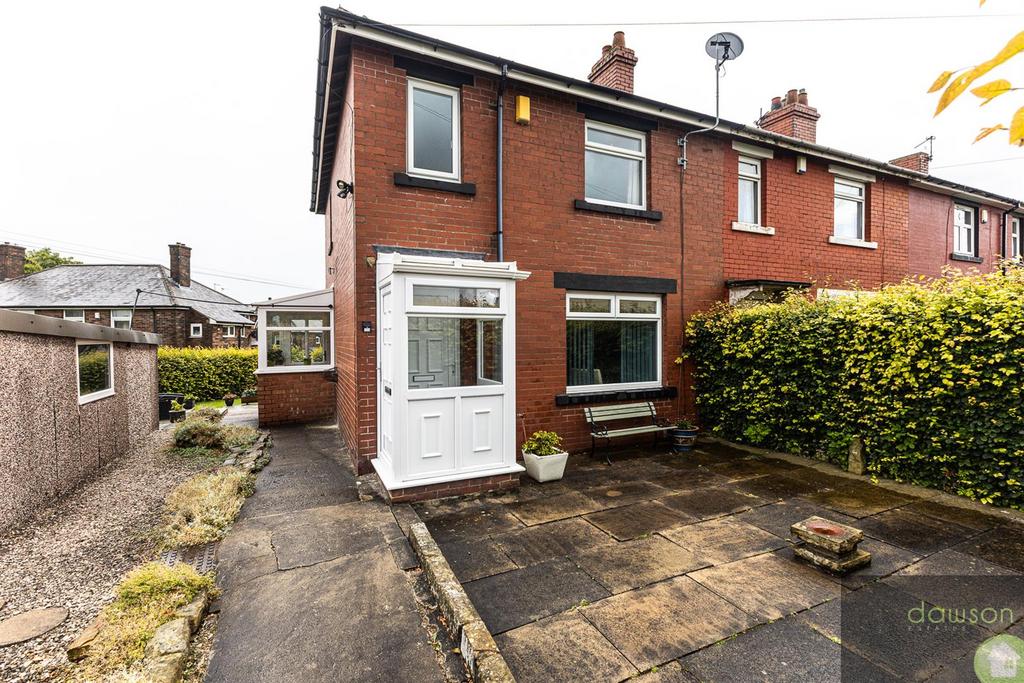 Lingfield Terrace, Queensbury, Bradford 3 bed end of terrace house for