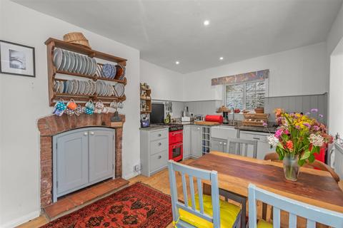 Ivy Cottage Ham Place, Tiverton, EX16 6PQ