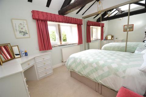 2b Town Gate, Scholes, Cleckheaton, BD19 6ET