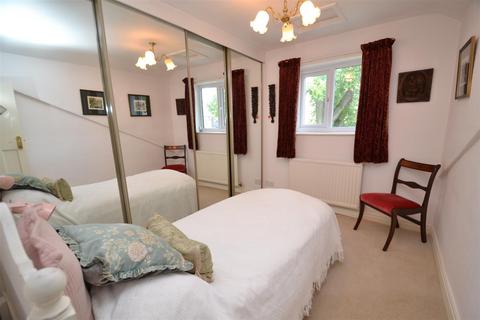 2b Town Gate, Scholes, Cleckheaton, BD19 6ET