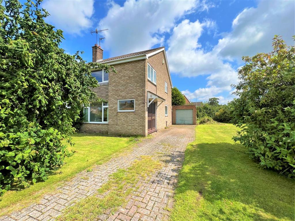 West Hall Garth, South Cave, Brough 3 bed semidetached house for sale
