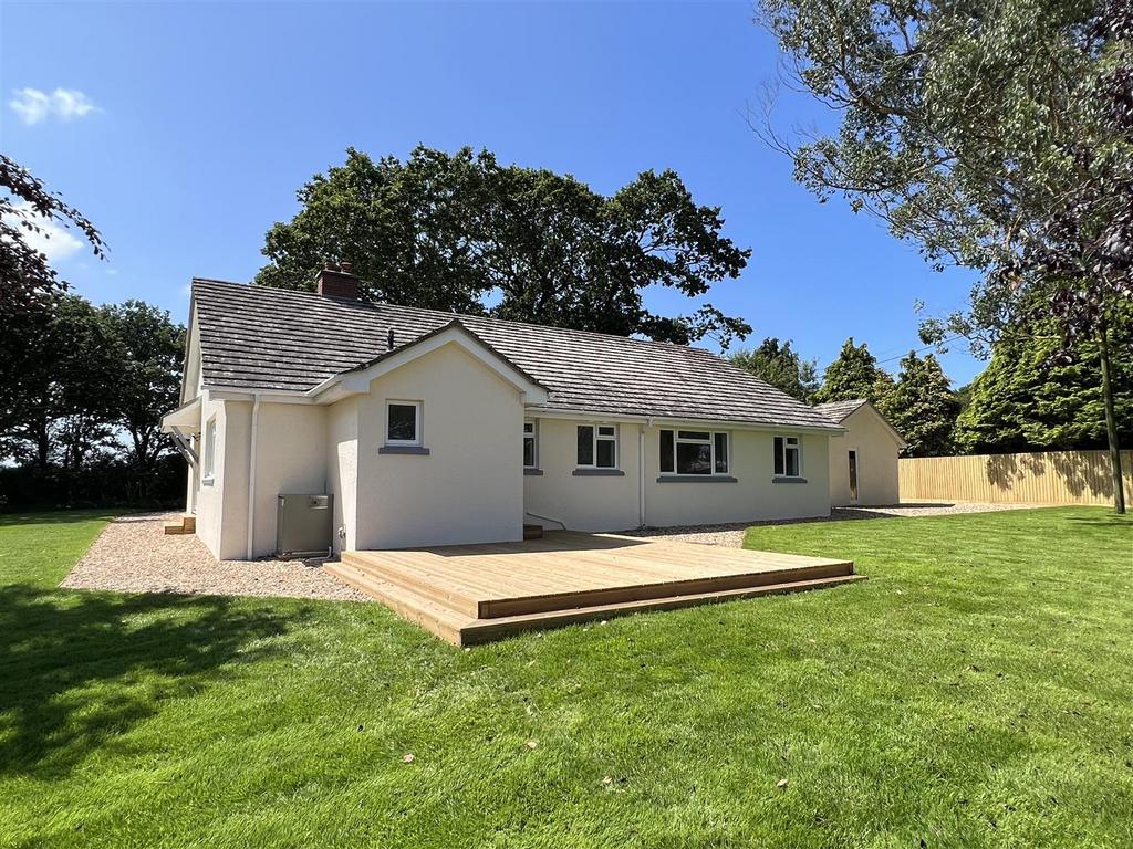 Sampford Courtenay, Okehampton 4 bed bungalow for sale £699,950