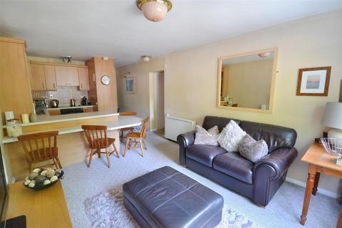 2 bedroom apartment for sale, Haven Court, Little Haven, Haverfordwest