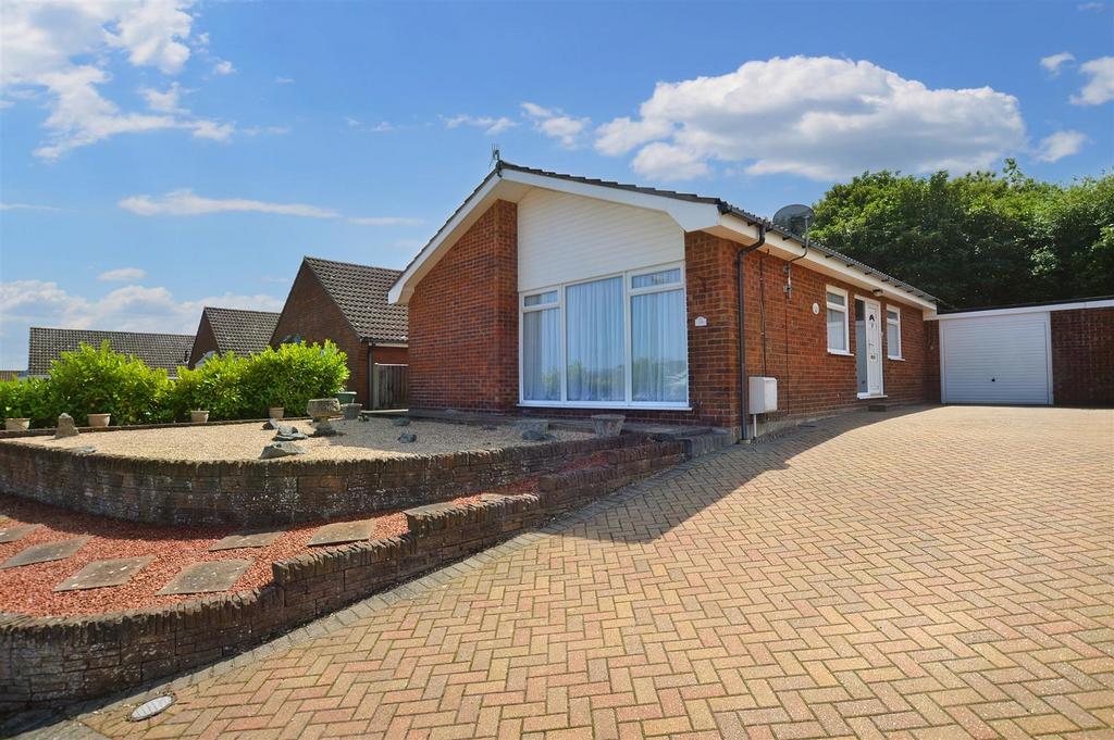 Woodland Rise West, Sheringham 3 bed detached bungalow for sale £367,500