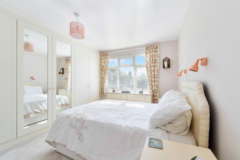 102 Waverley Road, Epsom, KT17 2LS