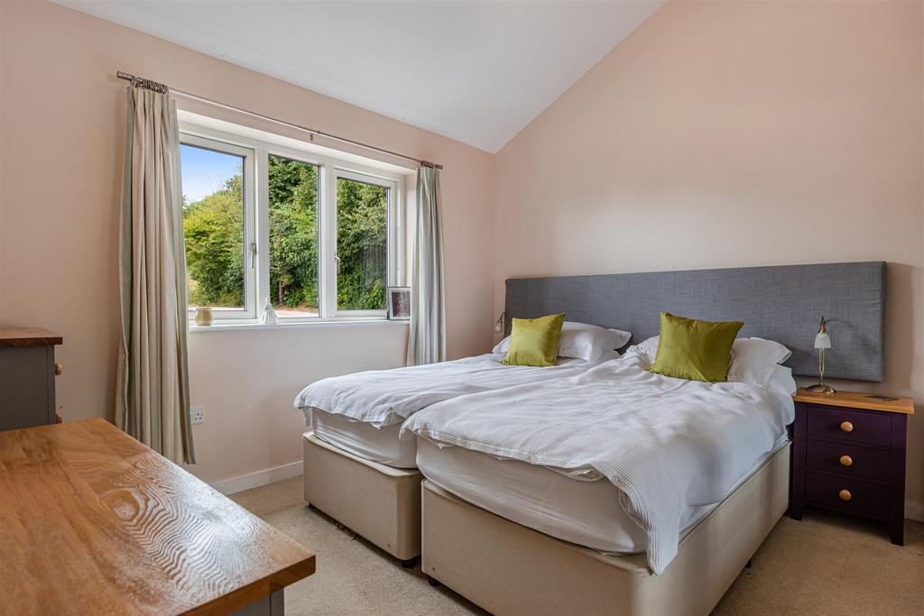 Pipt Bedroom