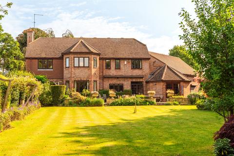 5 bedroom detached house for sale, Mears Ashby Road, Earls Barton, Northampton, Northamptonshire, NN6