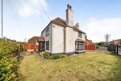 2 bedroom cottage for sale, Keycol Hill, Sitingbourne