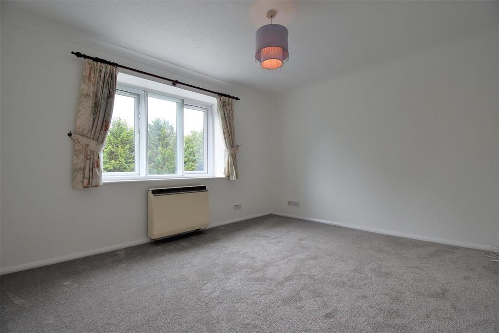 Granville Place, Pinner HA5 1 bed flat £1,325 pcm (£306 pw)