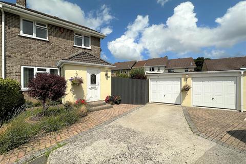 72 Carne View Road, Probus, Truro, TR2 4TR