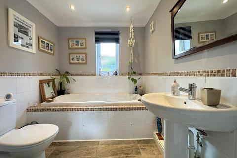 72 Carne View Road, Probus, Truro, TR2 4TR