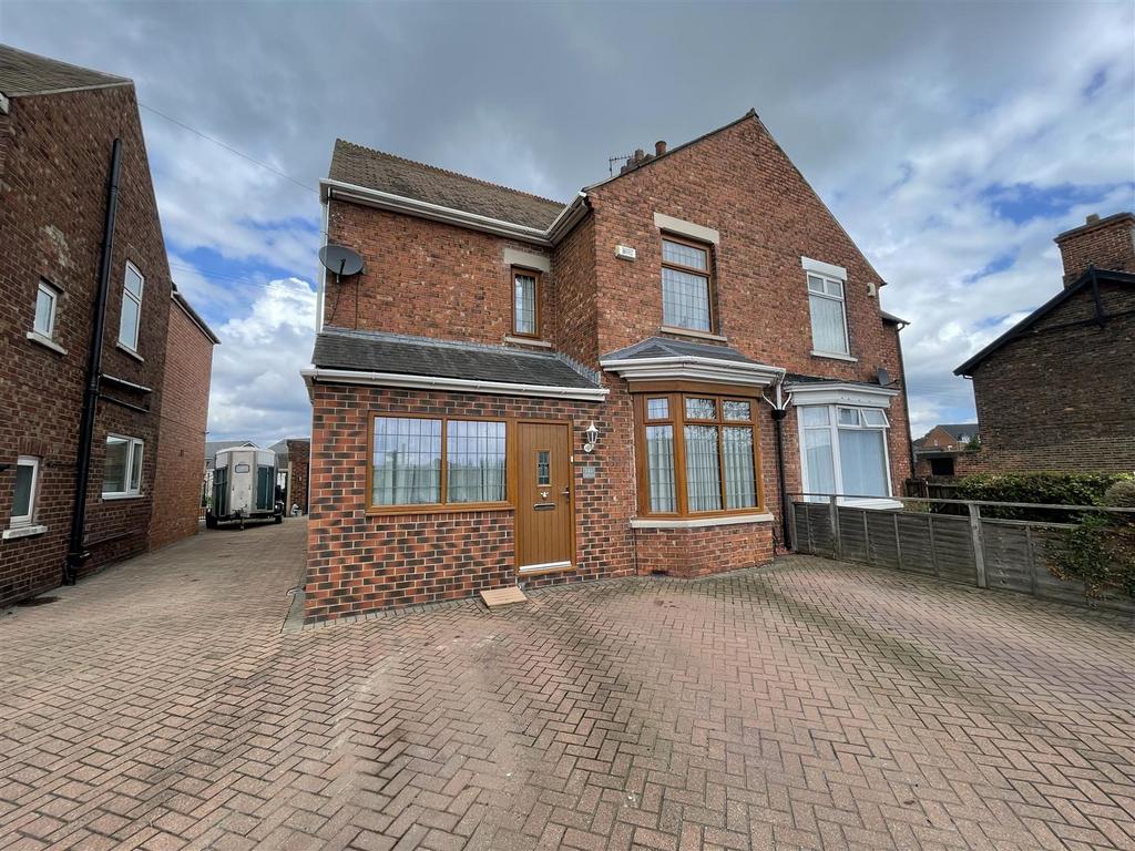 Haughton Road, Darlington 4 bed semidetached house for sale £255,000