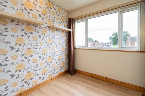 10 Berwood Grove, Solihull, B92 8SA