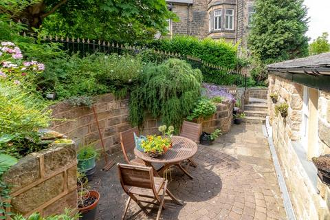 16 Cornwall Road, Harrogate, HG1 2PL