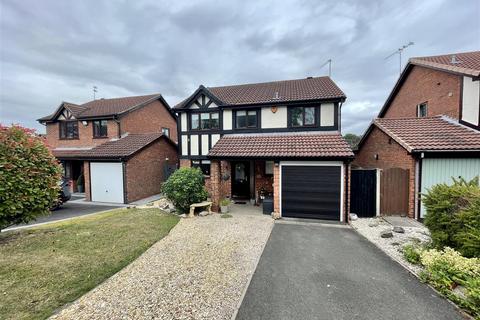 7 Ambleside Drive, Brierley Hill, DY5 3XL