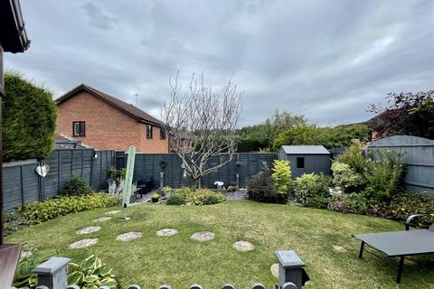 7 Ambleside Drive, Brierley Hill, DY5 3XL