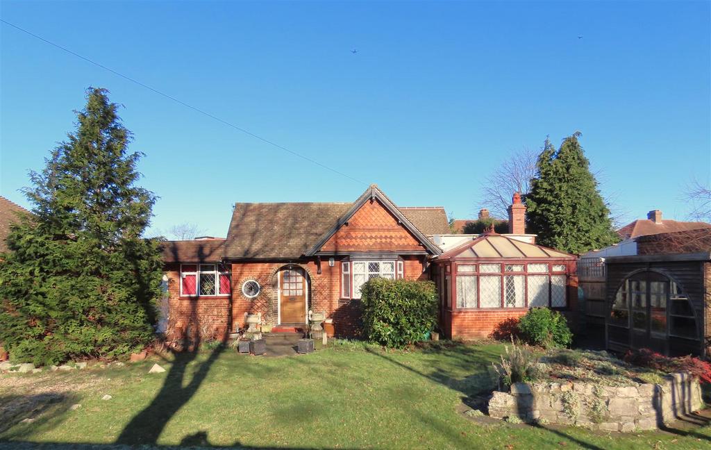 Pickhurst Lane, Bromley 2 bed detached bungalow for sale £700,000
