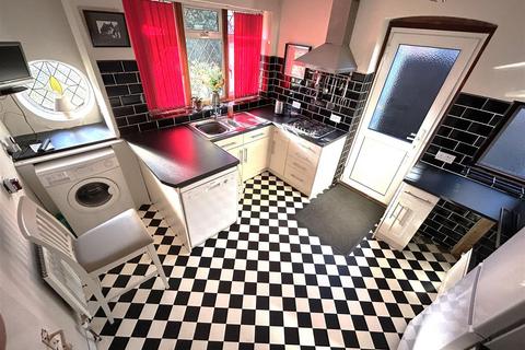 62 Pickhurst Lane, Bromley, BR2 7JF