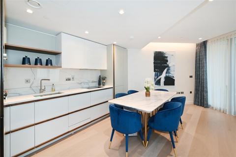 2 bedroom apartment to rent, Westmark Tower, London, W2