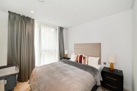 2 bedroom apartment to rent, Westmark Tower, London, W2