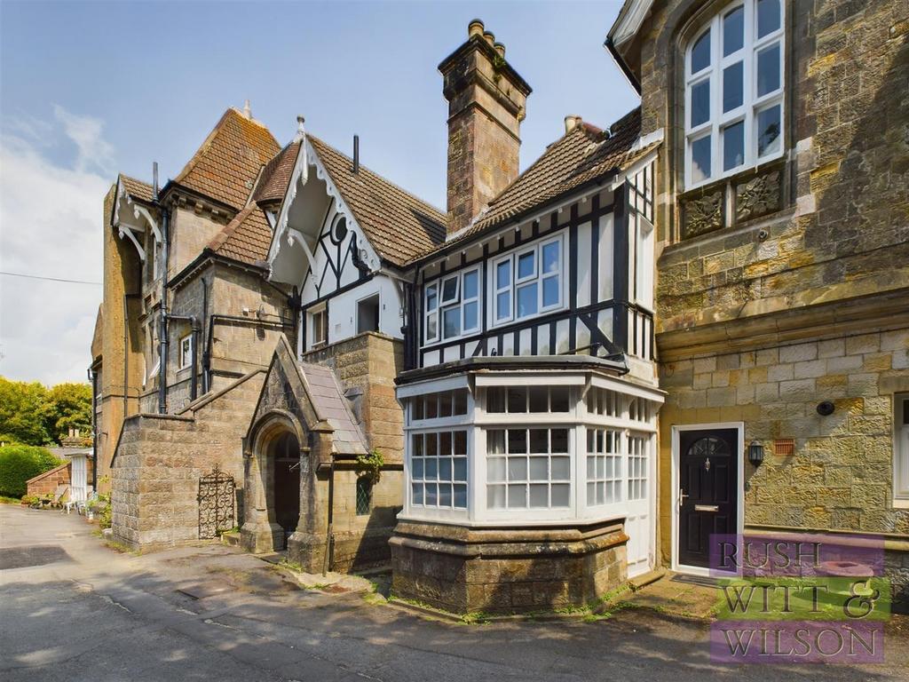 Stonestile Lane, Hastings 2 bed flat for sale £275,000