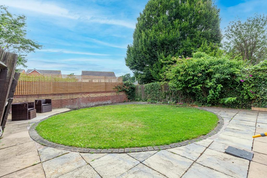 Garden-1.jpg