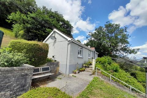 3 bedroom detached bungalow for sale, Kidwelly