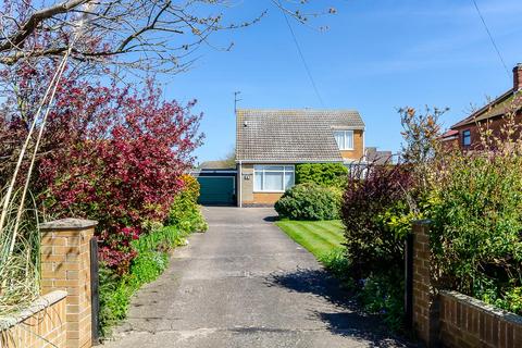 3 bedroom detached bungalow for sale, Holmpton Road, Withernsea