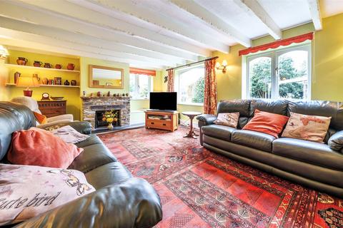 6 bedroom detached house for sale - Par