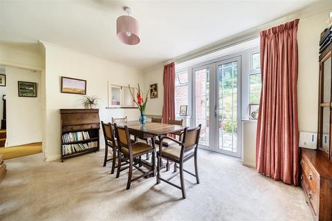 74 Sylvan Road, Exeter, EX4 6HA