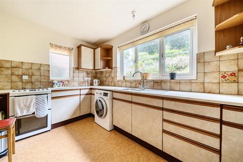 74 Sylvan Road, Exeter, EX4 6HA
