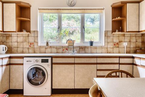 74 Sylvan Road, Exeter, EX4 6HA