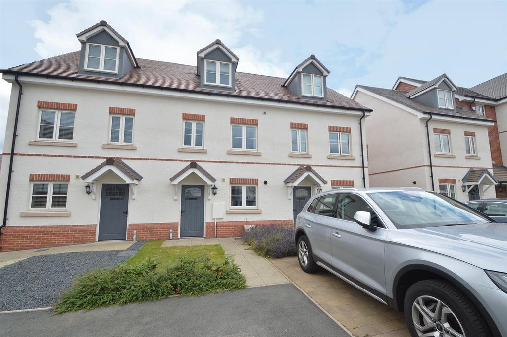 20 Drapers Rise, Sweetlake Meadows, Shrewsbury SY3 9FN 3 bed townhouse