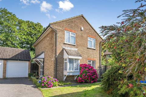 3 bedroom detached house for sale, Harrow Close, Seaford