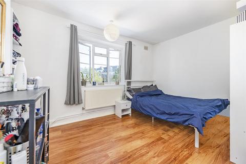 2 bedroom flat for sale, Maida Vale, London