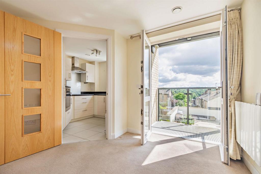 Brooke Dene Court, Serpentine Road, Cleckheaton 1 bed apartment for