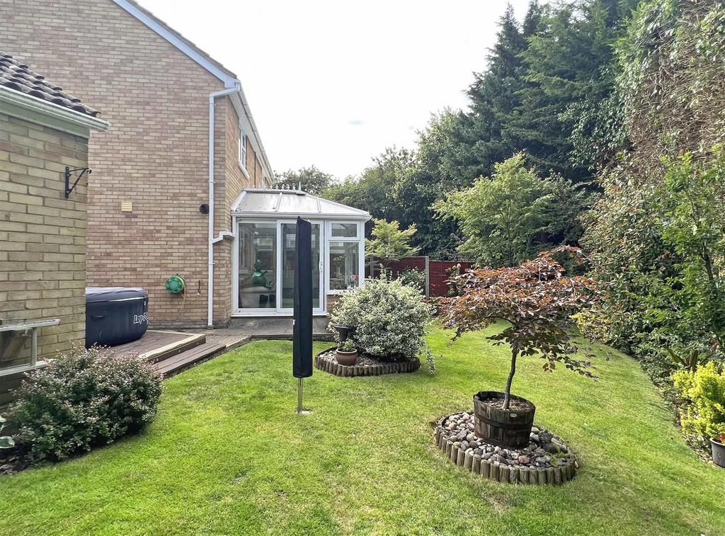 Rear Garden.jpg