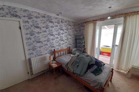 2 bedroom detached bungalow for sale, Ormesby Crescent, Felpham