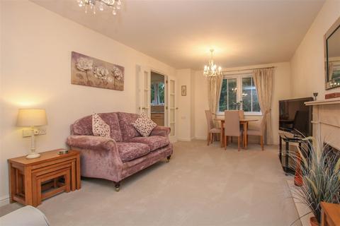 1 bedroom retirement property for sale, Junction Road, Warley, Brentwood
