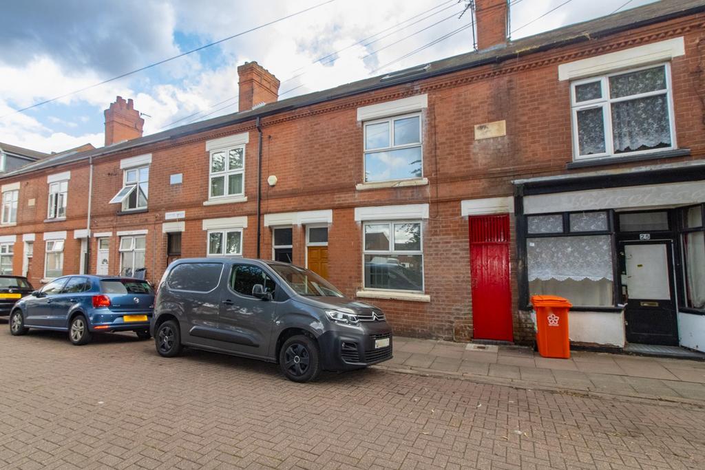 Tudor Road, Leicester, LE3 4 bed terraced house for sale £195,000