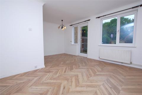 2 bedroom terraced house to rent, Cotts Wood Drive, Guildford, Surrey, GU4