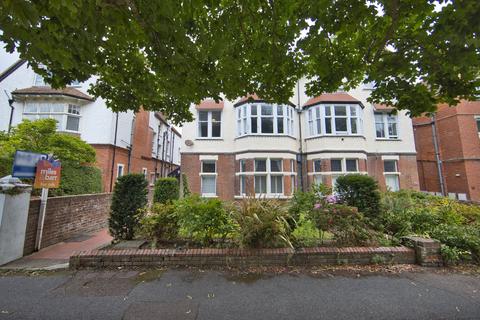 2 bedroom apartment for sale, Bouverie Road West, Folkestone, CT20