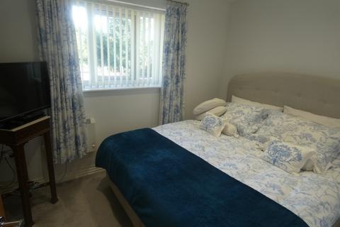 2 bedroom flat to rent, Royle Green Road, Northenden, M22