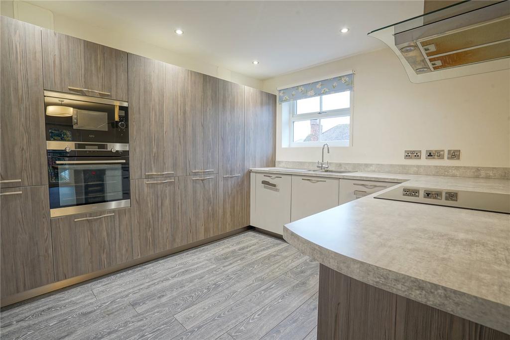 Doncaster Road, Thrybergh, Rotherham, South Yorkshire, S65 2 bed