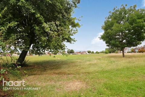 20 Chickerell Road, Swindon, SN3 2RQ
